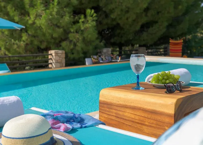 Mary's House * Pefki