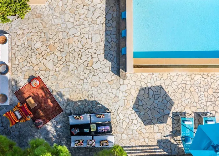 Mary's House * Pefki